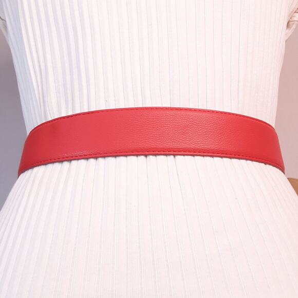 Express Red Synthetic Leather Belt XS Waist Double Circle Silver Tone Buckle - Picture 3 of 13
